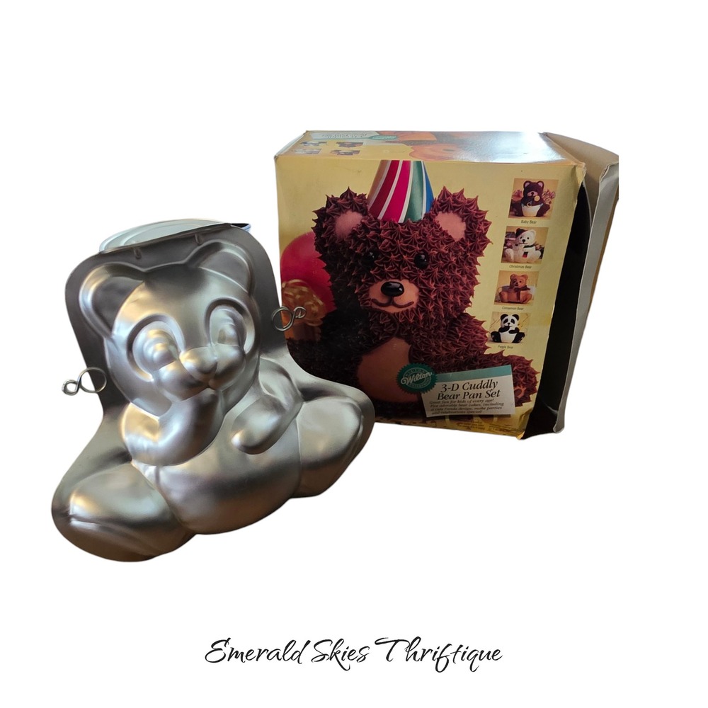 Vintage 3-D Cuddly Bear Wilton Cake Pan Set with box 1993 bakery